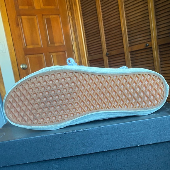 Vans Classic Gray Suede Sneakers - Picture 4 of 5